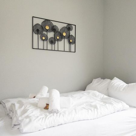 Arbeitsplatz, Balkon, Tiefgarage Naehe Neue Messe Apartment Лайпциг Екстериор снимка