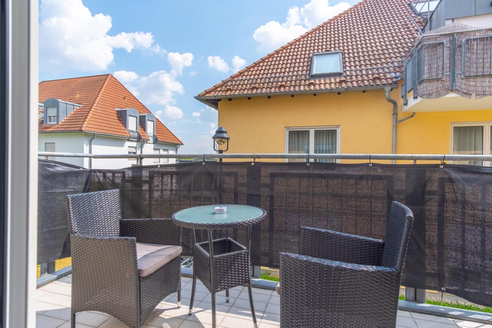 Arbeitsplatz, Balkon, Tiefgarage Naehe Neue Messe Apartment Лайпциг Екстериор снимка